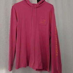 Vineyard Vines long sleeve with hood preppy